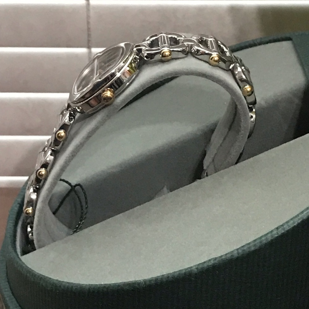 NWT Women’s Citizen Watch - Picture 3 of 8